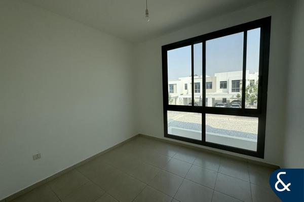 Single Row | Vacant Soon | Larger Plot